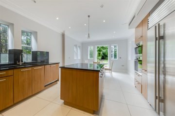 KINGSLEY WAY, HAMPSTEAD GARDEN SUBURB, N2 N2 0EW