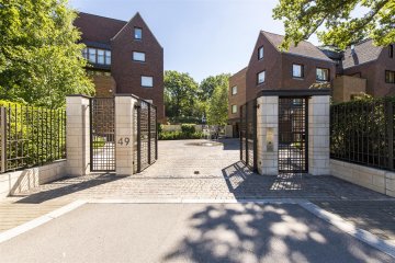 THE BISHOPS AVENUE, KENWOOD, N2 N2 0BN